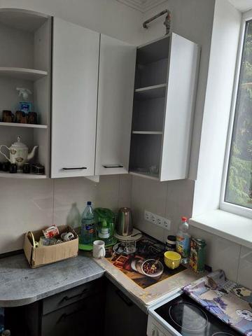 Здається трьохкімнатна квартира в тихому центрі.