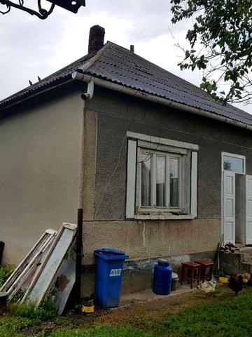 Продам будинок в с.Тийглаш 15 км від Ужгорода