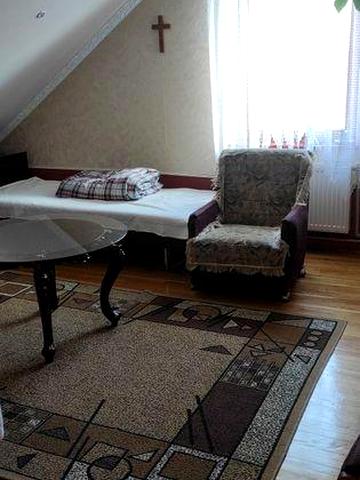 Здається житло для студентки Культосвітнього