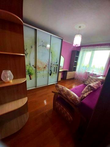 Продам 2 кімнатну  квартиру