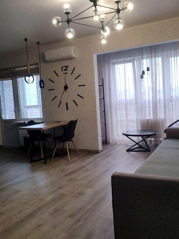 Бориса Гмирі вул., 14