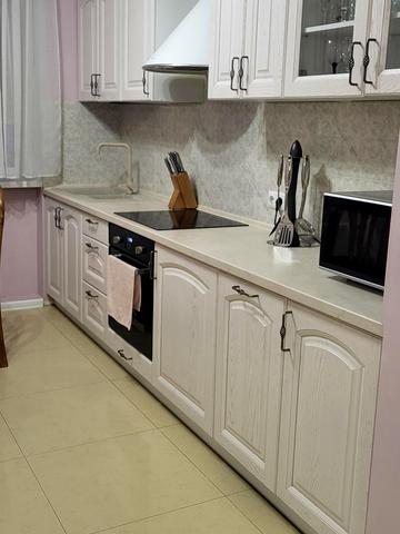 Кадетський Гай вул., 3