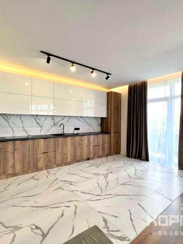 Оренда 3-км квартири, 94.4 м2, ЖК "Будапешт", є кладовка, паркомісце