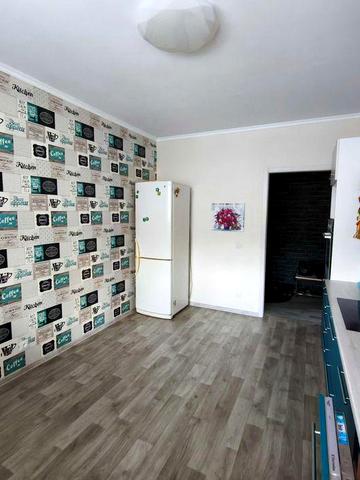 Продам 4-х кімнатну квартиру