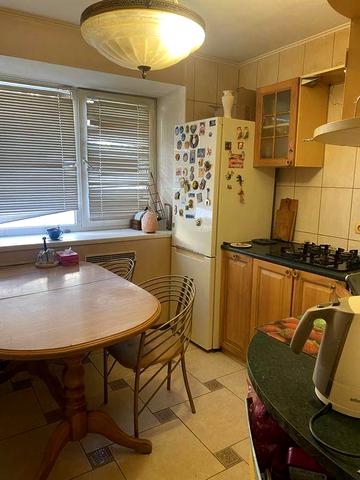 Продам 2к квартиру Салтовка,Владислава Зубенко,35-А