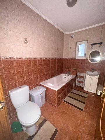 Здається для 1 людини