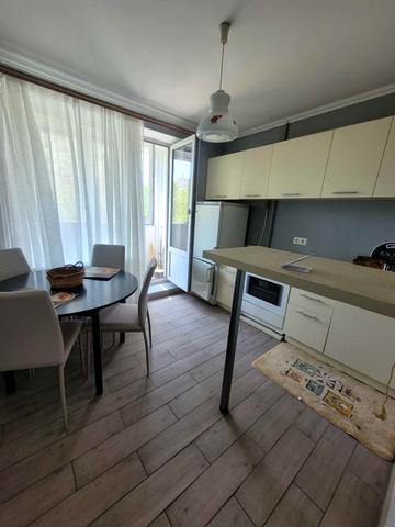 Березняківська вул., 36