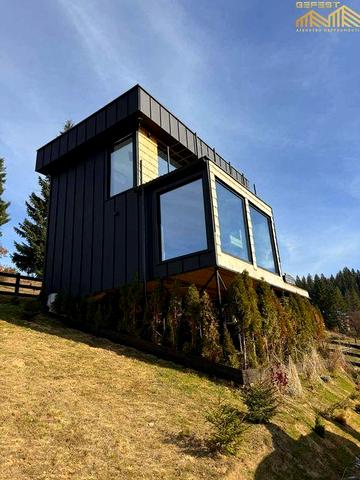 Верховина. Верховинський район. Карпати. Нерухомість. Котедж