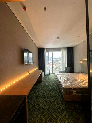 Апартамент з панорамним видом у LEV Rest Hotel, Поляниця (Буковель)