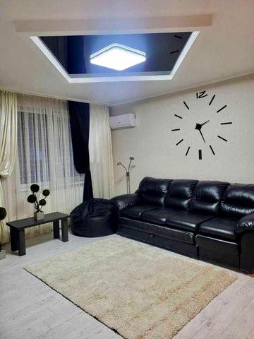 Простора та світла 60 м² вул. Ревуцького 9.