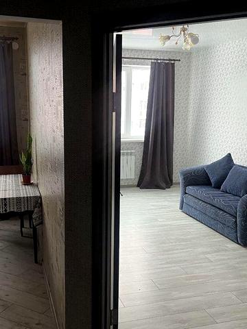 Новобудова на Россошенцях парковка у дворі