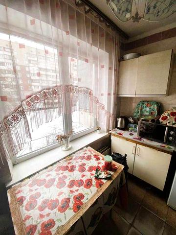 Продаж квартири проспект Червоної Калини,12в,Деснянський р-н.ГАЗ!