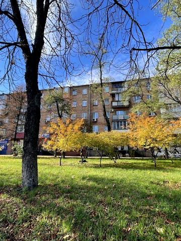 3к  м.Дорогожичі за ціною 1-кімнатної, газ, цегла, без комісії