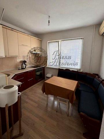 Продаж 3-кімн. квартири по вул. Академіка Заболотного, 6, Теремки-І