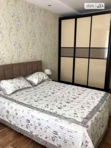 Довгострокова оренда 2к Квартира Тополина вулиця