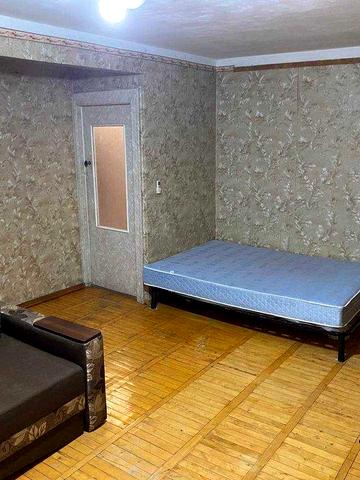 1 км.кв. власн. напроти Дніпро плази