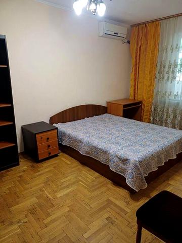 Срочно сдам 2-х ком кв. в районе Университета « НАУ»