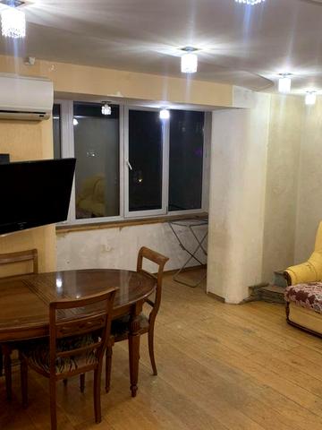 Квартира, 84кв м.,4 кімнати