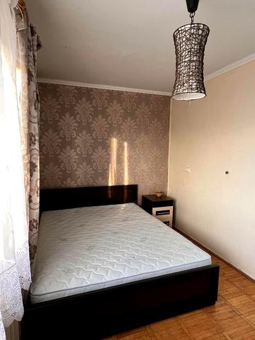 Залізнична вул., 21а