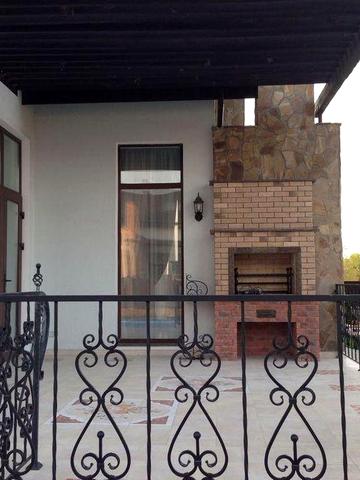 Конча-Заспа. В. Дамба. Оренда будинку з басейном.