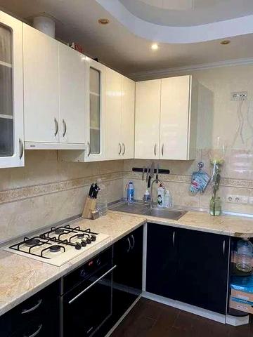 Продам 2-кімнатну квартиру ЖК «Вишнева оселя», Крюківщина. EN ЖК Вишнева оселя (Дружби)