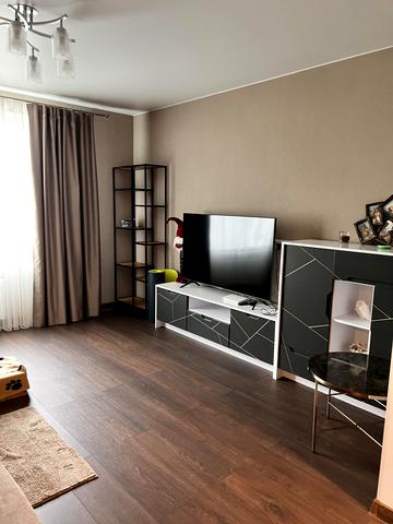 Львівська вул., 1/9