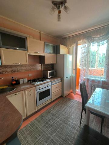 Сінна вул. (Добровольського), 6