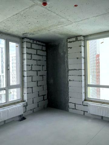 Наддніпрянське шосе, 2а