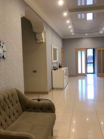 Конча – Заспа. КМ «Золоті ворота» Критий басейн, 5 спалень.