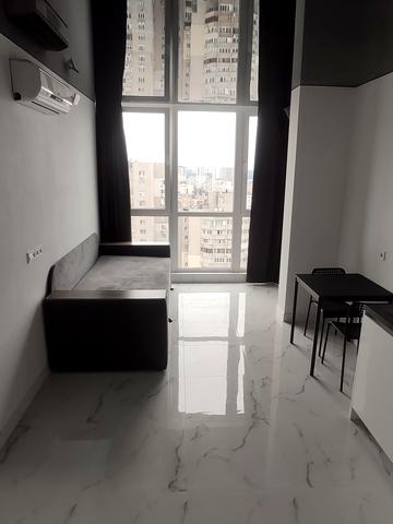 Ревуцького вул., 40-Б