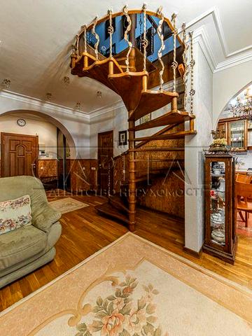 Продаж квартири, вул. Турівська, Подільський р-н