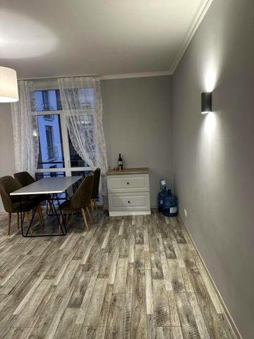 Оренда 2 кім квартири вул . Під Голоском