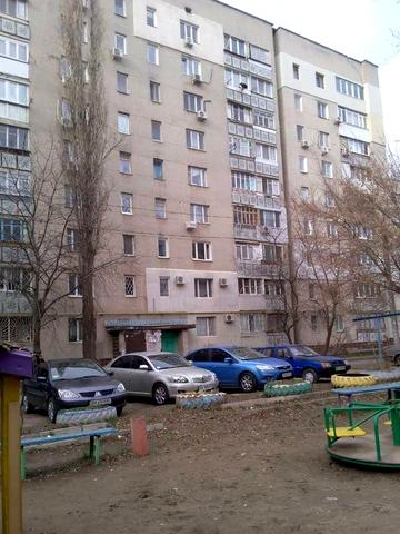 Небесной сотни 32, 1-К в хорошем состоянии ⚡ газ, кирпичный дом,