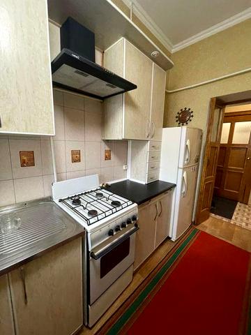 Здаю  2к квартиру на Соборній