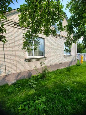 Продаж будинку для сімї