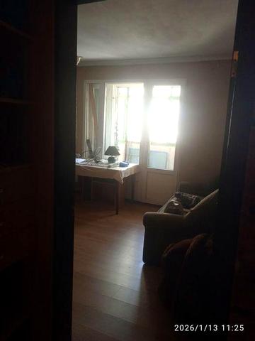 Сдаю 1комнатная квартира Таврический,ул.Паровозная,район Тры Штыка