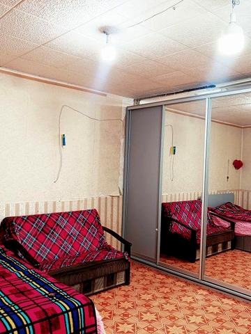 Продаж 1 кімнатної квартири Петропавлівська Борщагівка, вул.Шкільна 11