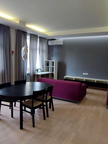 Володимирська вул., 71