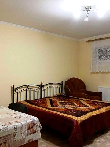 Здам акуратну затишну кімнату меблі техніка