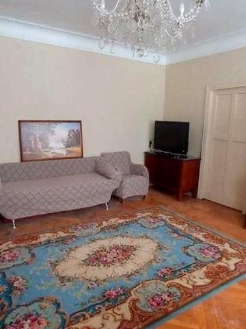 Здається 2 кім. квартира м.КПІ (Опалення, Газ, Гаряча вода є)   довгос