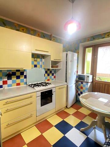 Довгострокова оренда 2к Квартира Поля Олександра (Кірова) проспект