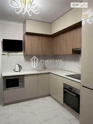 Бориса Гмирі вул., 16