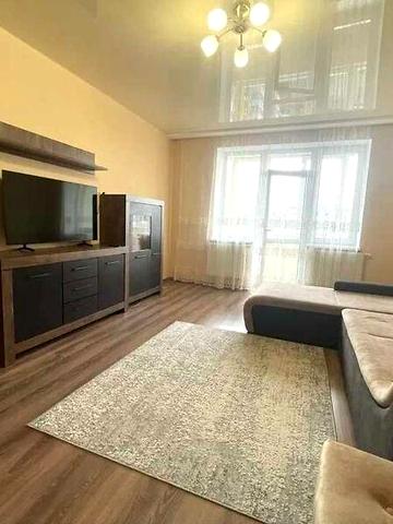 Довгострокова оренда 2к Квартира Володимира Великого вулиця