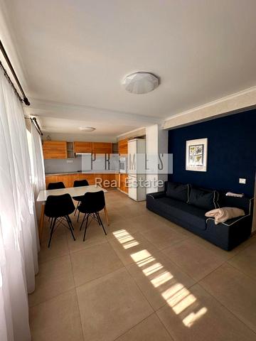 Зарічна вул.