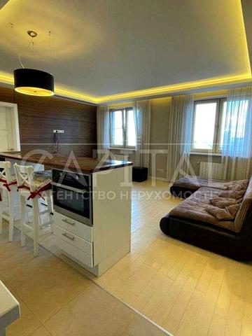 Продаж квартири 93 м2 вул. Козацька Голосіївський район