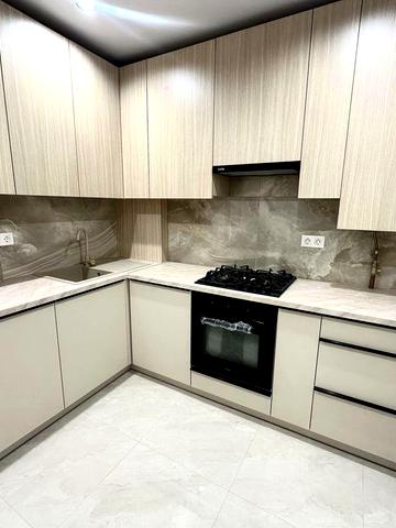 Квартира з ГАЗом біля школи! Новий ремонт! Ніхто не жив! Без комісії!