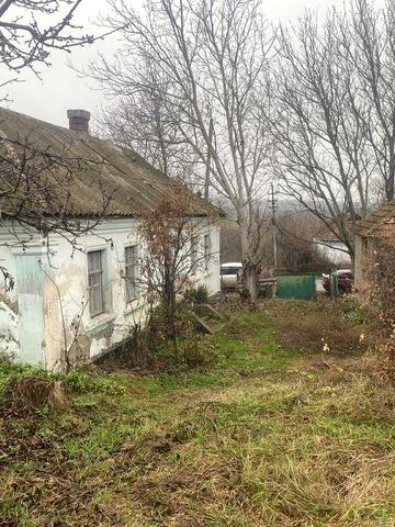 Будинок у Грушівці по центральній вулиці, можна під бізнес