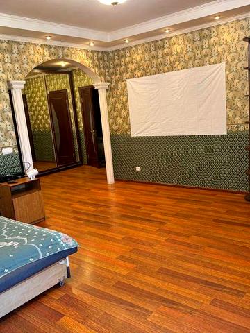 Просторная 1-комнатная квартира на ул. Николая Руденко 14Е