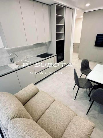 Володимира Вернадського вул. (Дзержинського), 35-Н