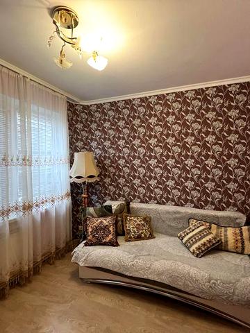 Оренда великої двокімнатноі квартири (р-н Болото)